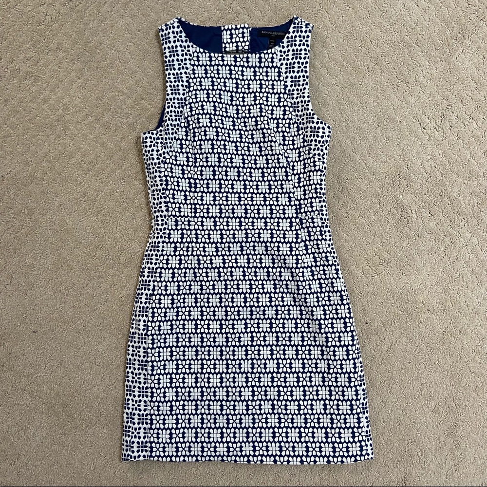 NWOT Banana Republic Sleeveless Business Casual Blue Patterned Dress Sz 4P